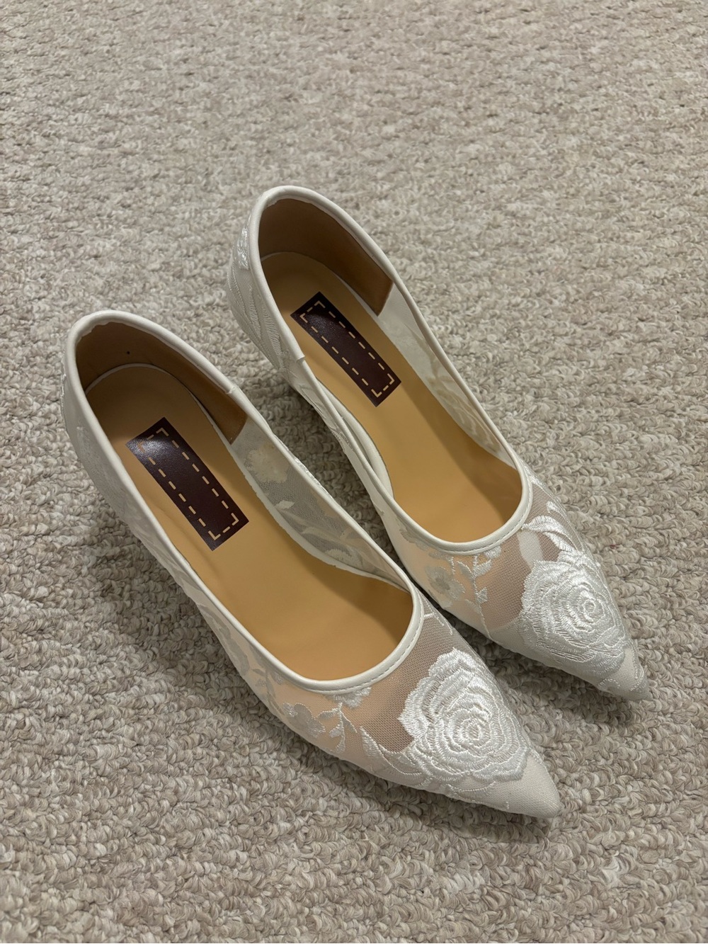 Elegant Ivory Floral Embroidered Wedge Pointed Toe Genuine Leather Lining US 6